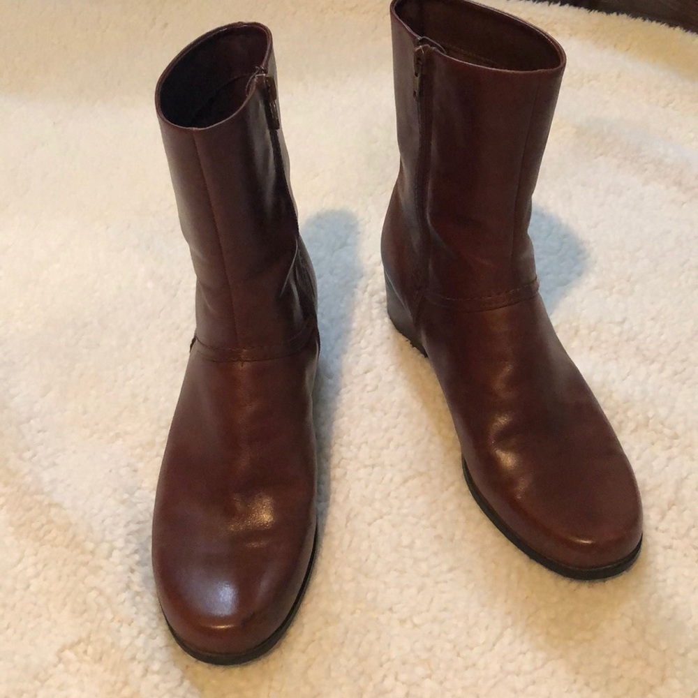 Bandolino boots